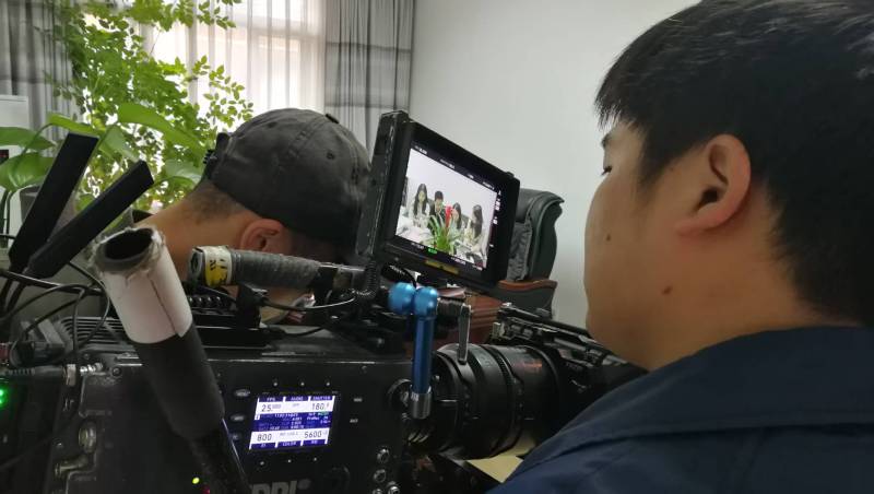 剧本杀式体验：射洪县广告片拍摄公司构建沉浸式消费决策路径